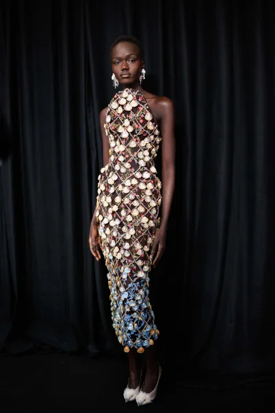 Look 14
